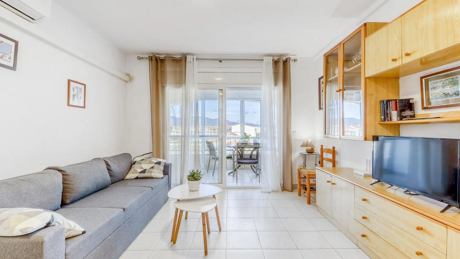 Apartment Sant Maurici-24 By Interhome إمبوريابرافا